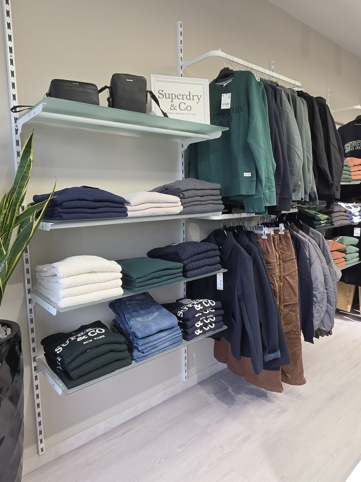 Corner Superdry uomo nel negozio MYFASHION