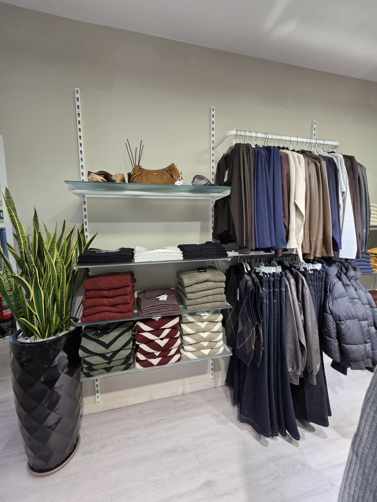 Maglieria Only, jeans e piumini donna nel negozio MYFASHION